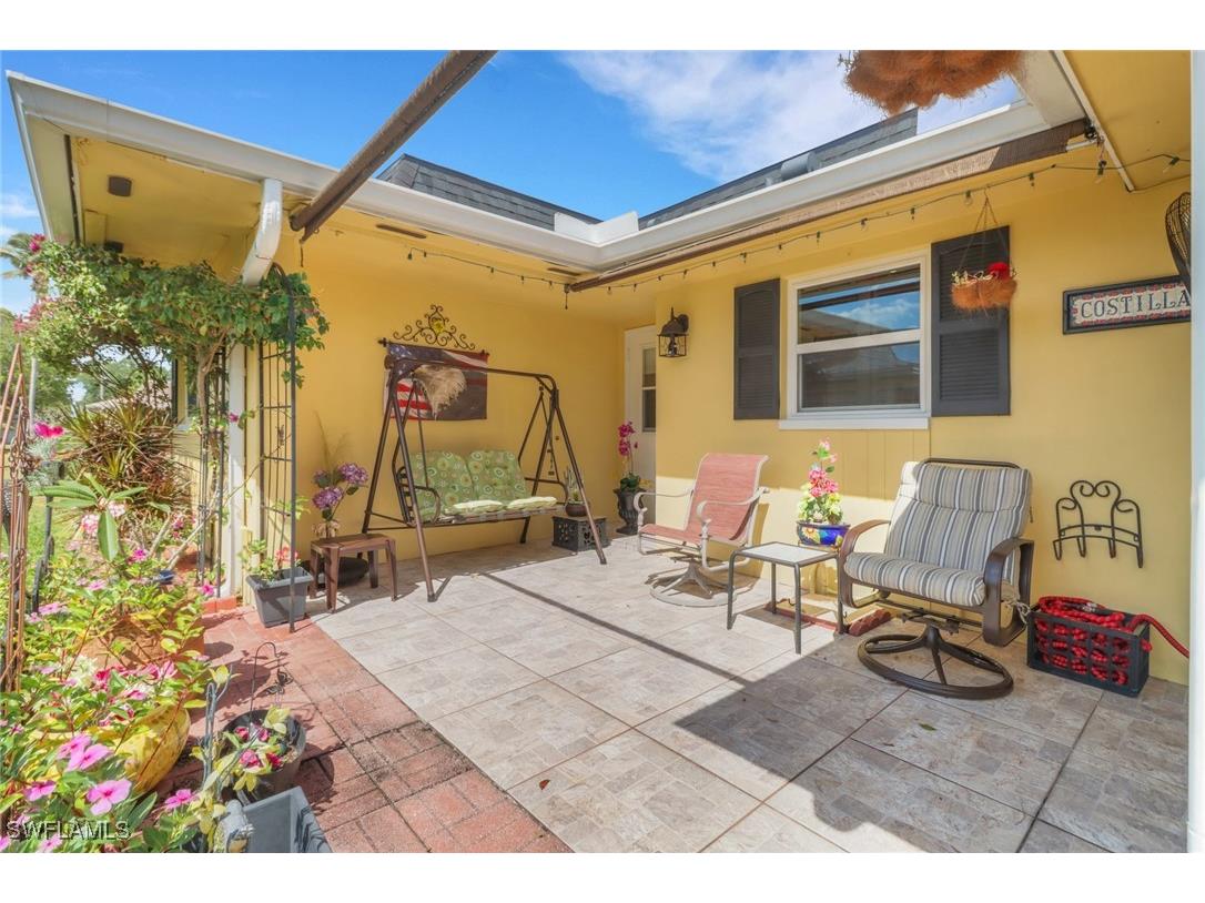 857 Pangola Drive North Fort Myers FL 33903 225036950 image6