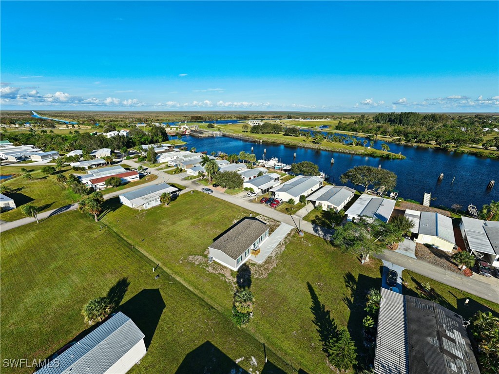 864 Yacht Club Way NW Moore Haven FL 33471 224088666 image14