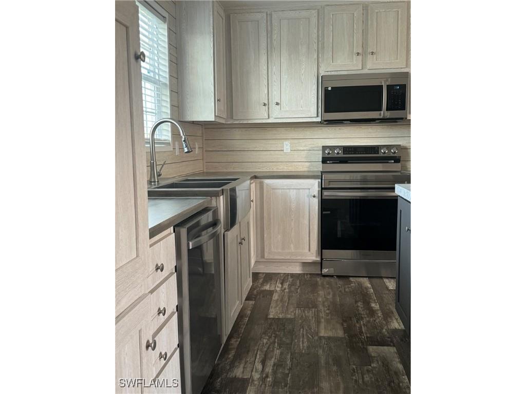 864 Yacht Club Way NW Moore Haven FL 33471 224088666 image19