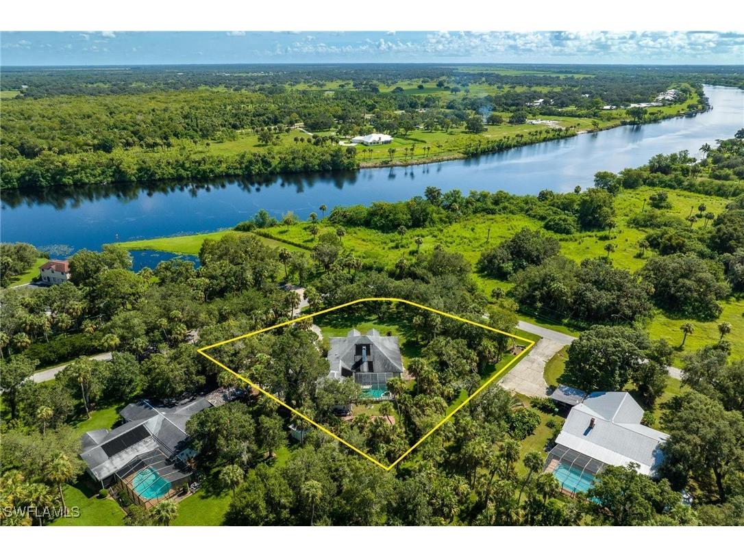 865 Fort Thompson Avenue Labelle FL 33935 224070806 image1