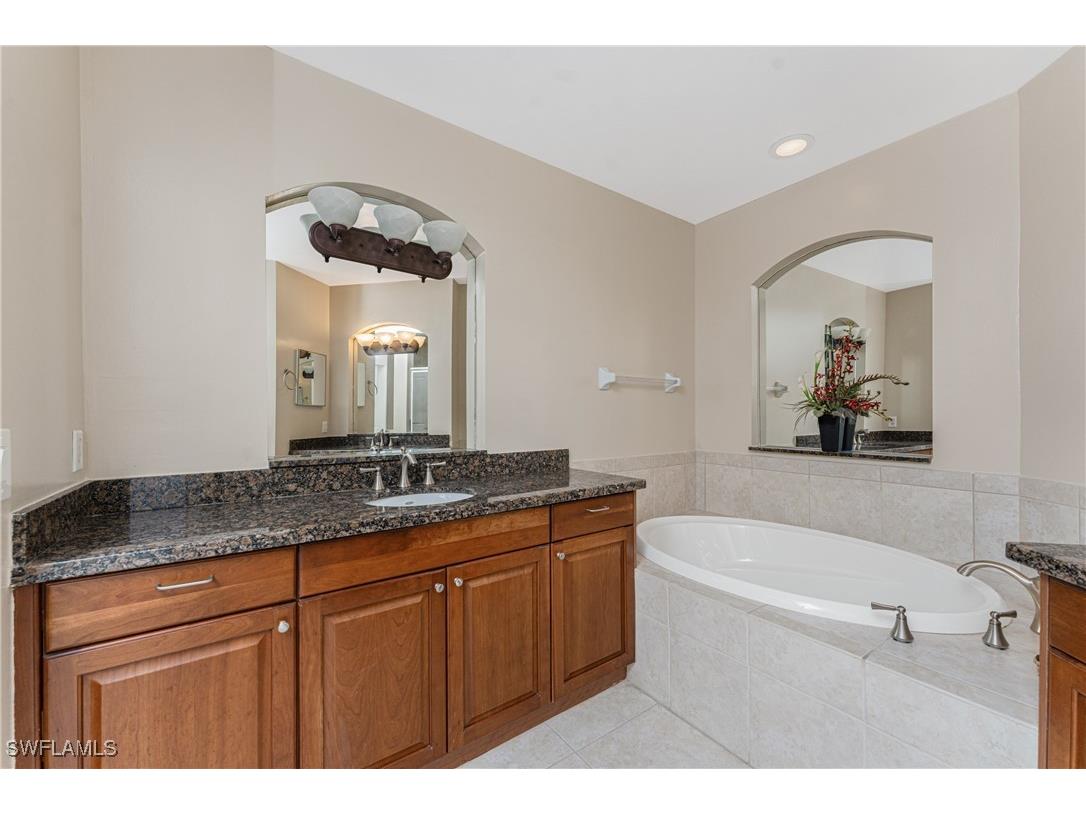 87 Vivante Boulevard #302 Punta Gorda FL 33950 225024675 image30