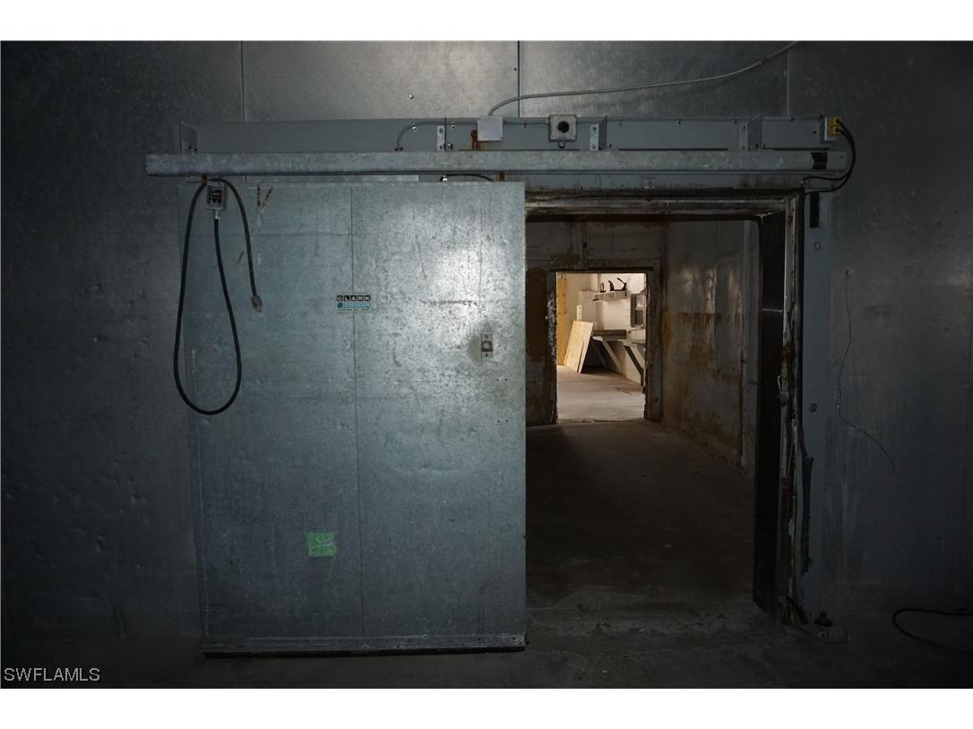 870 Buttonwood Drive Fort Myers Beach FL 33931 223036603 image26