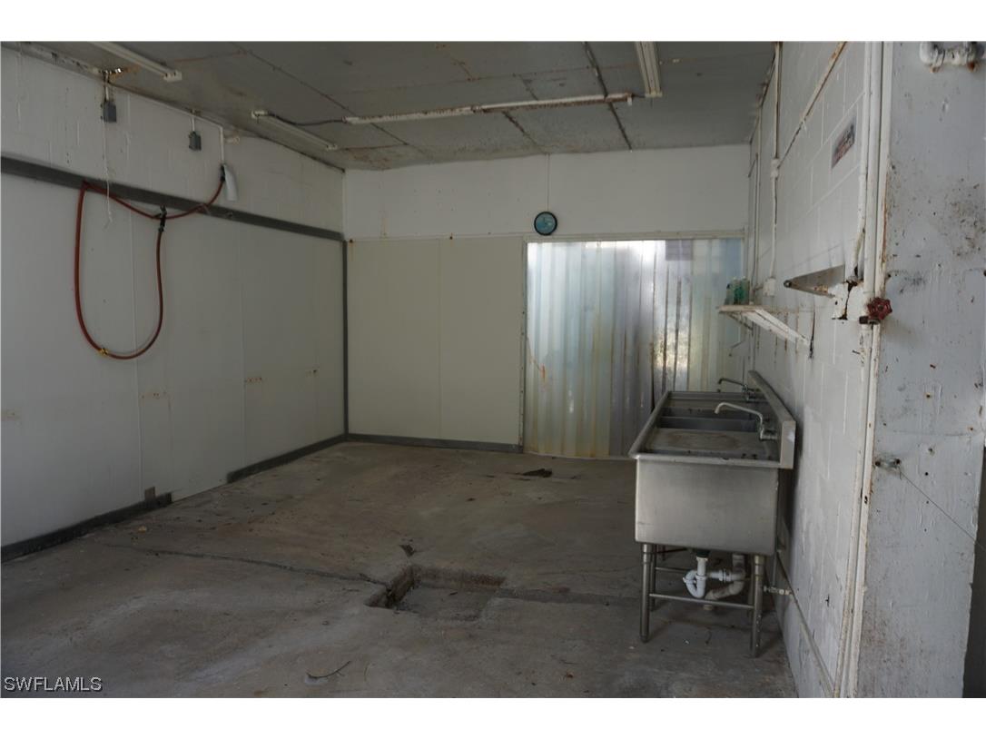 870 Buttonwood Drive Fort Myers Beach FL 33931 223036603 image33