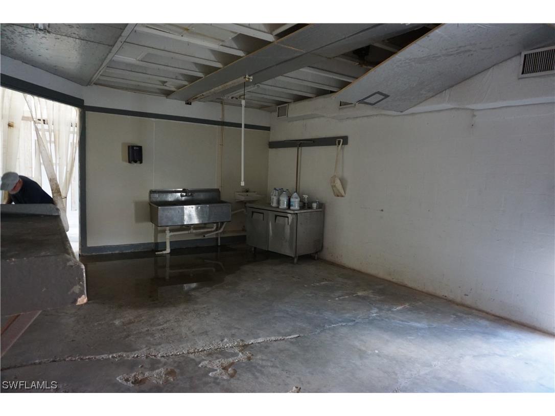 870 Buttonwood Drive Fort Myers Beach FL 33931 223036603 image46