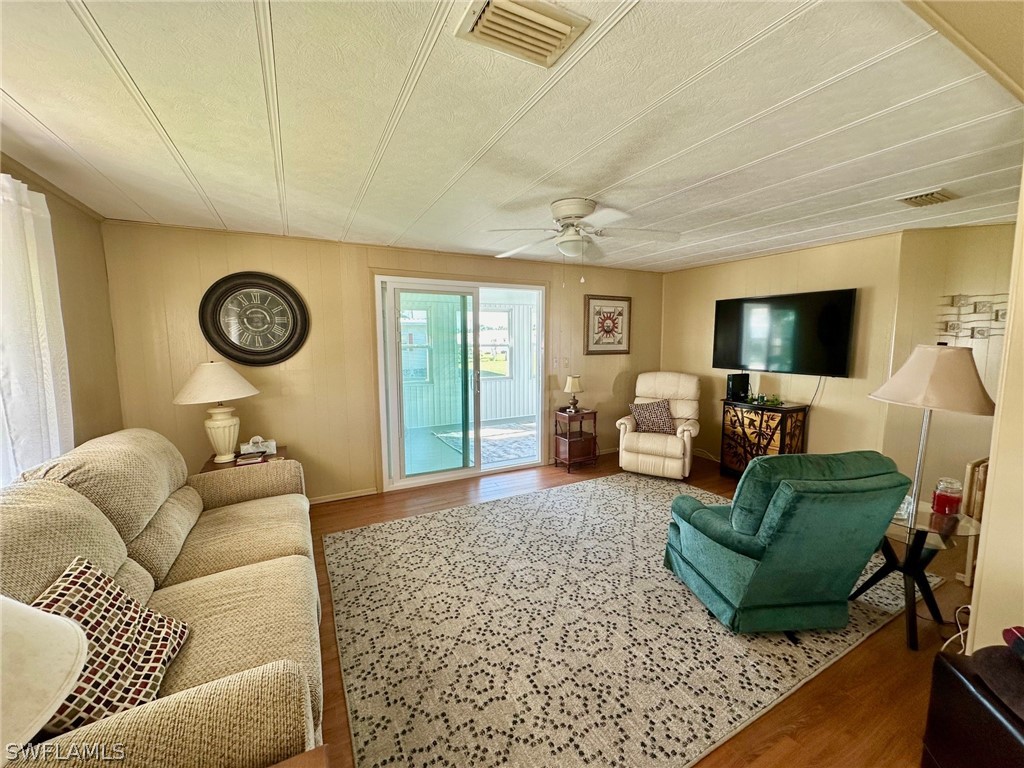 872 Moonlight Drive North Fort Myers FL 33917 224035159 image11