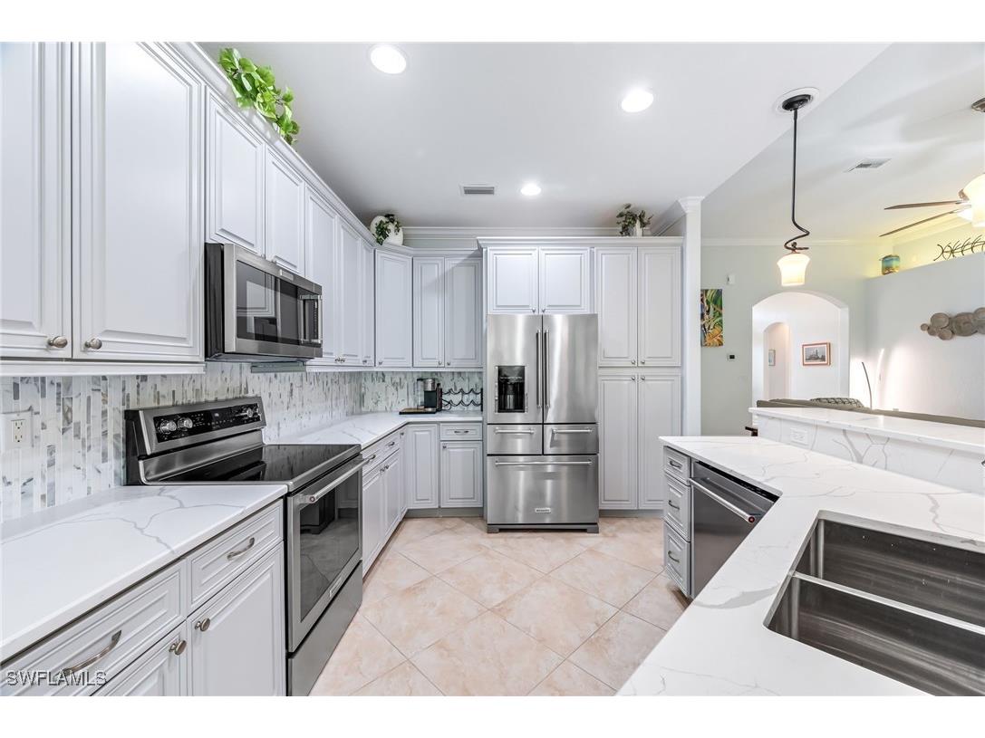 8732 Banyan Bay Boulevard Fort Myers FL 33908 225022881 image1