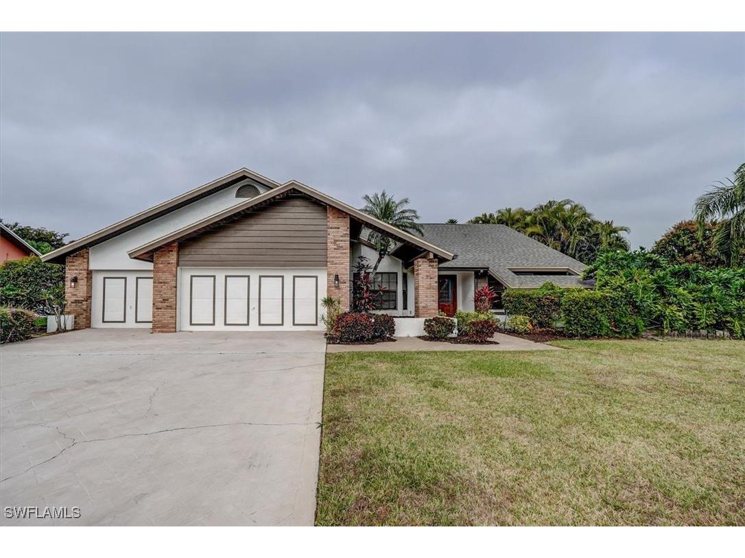 8746 Banyan Cove Circle Fort Myers FL 33919 225018751 image1