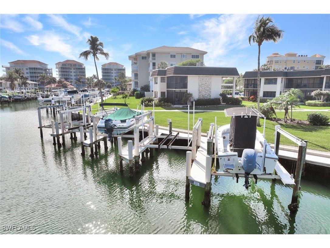 881 Panama Court #201 Marco Island FL 34145 225002710 image28