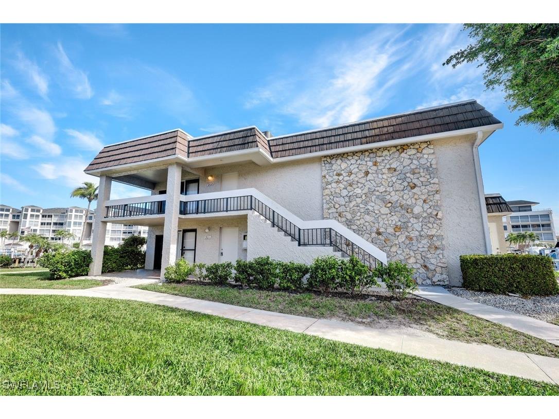 881 Panama Court #202 Marco Island FL 34145 225002959 image1