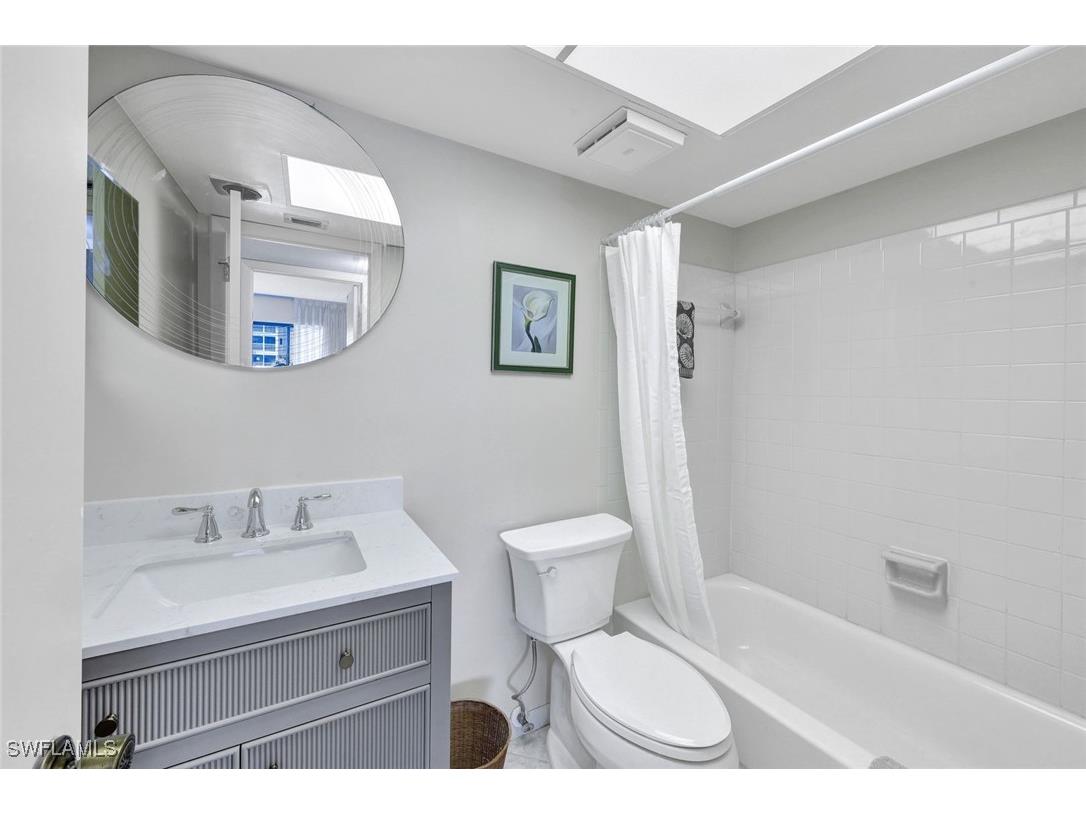 881 Panama Court #202 Marco Island FL 34145 225002959 image16