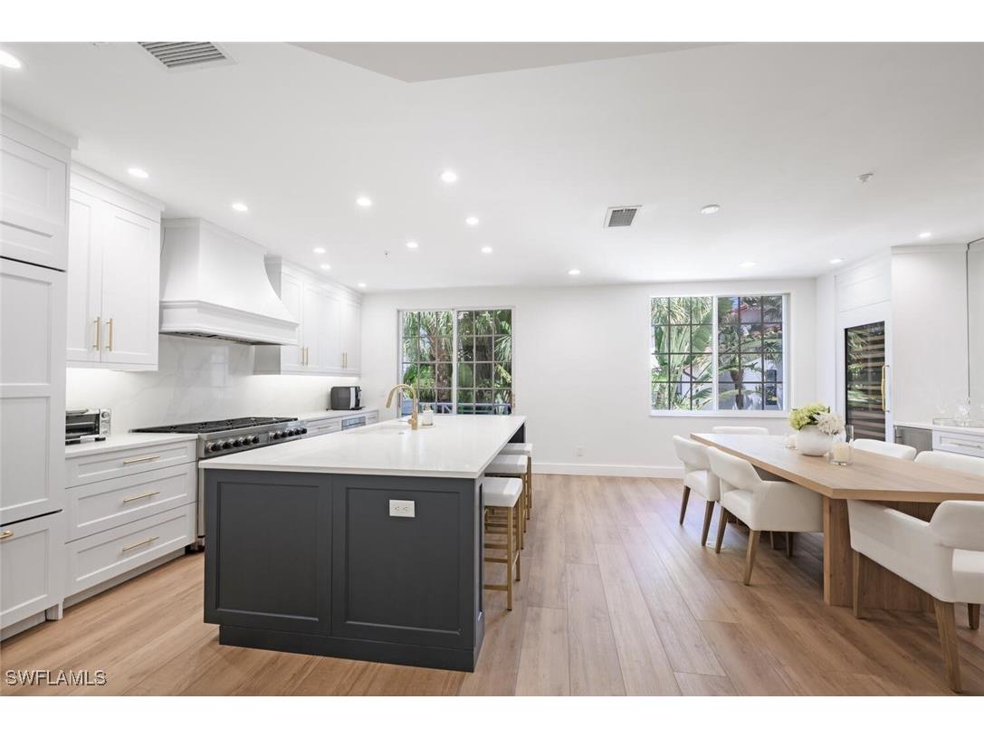 888 10th Street S #101 Naples FL 34102 225050990 image13