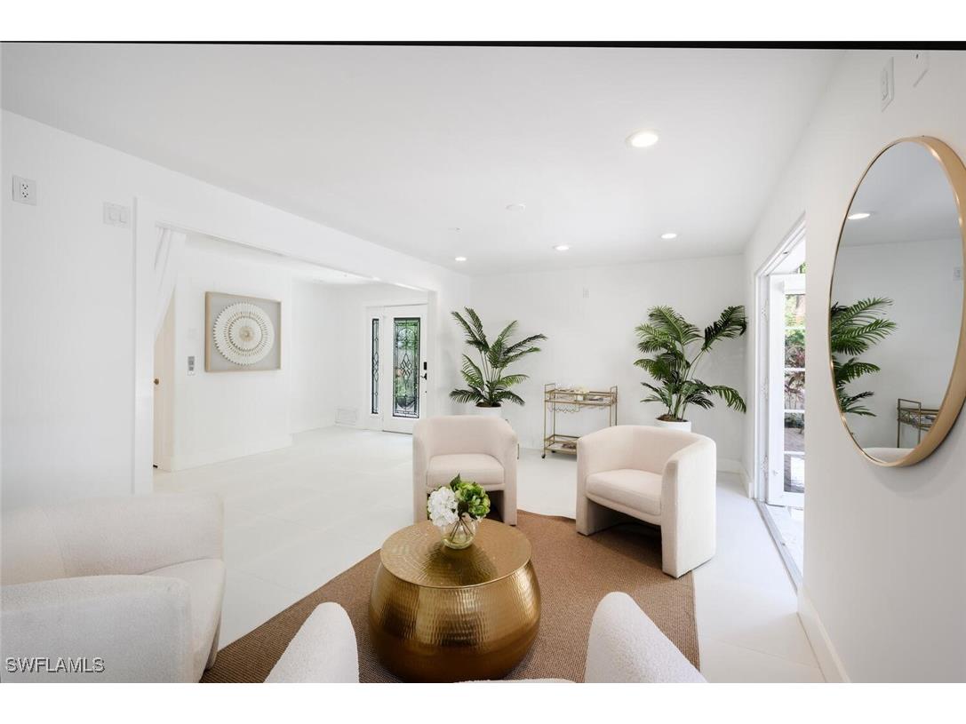 888 10th Street S #101 Naples FL 34102 225050990 image21