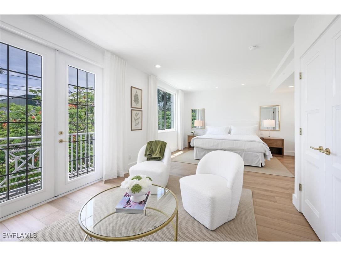 888 10th Street S #101 Naples FL 34102 225050990 image25