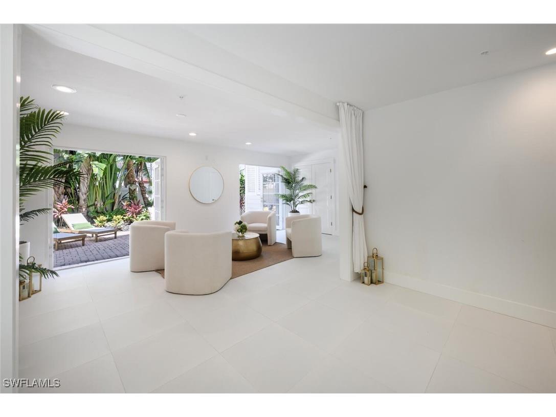 888 10th Street S #101 Naples FL 34102 225050990 image4