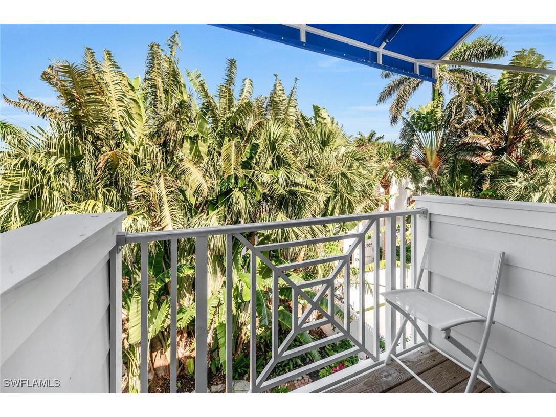 888 10th Street S #101 Naples FL 34102 225050990 image41