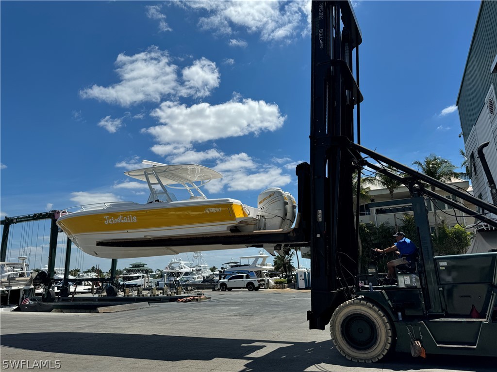 891 10th Street S Naples FL 34102 224051545 image2