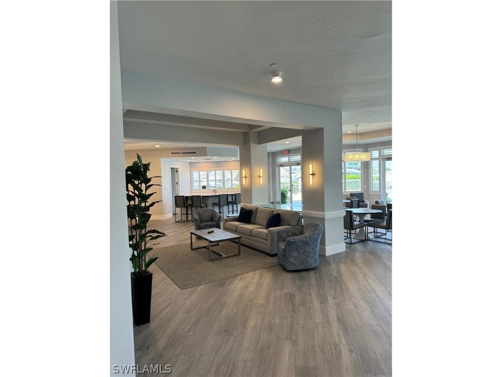 891 10th Street S Naples FL 34102 224051545 image8