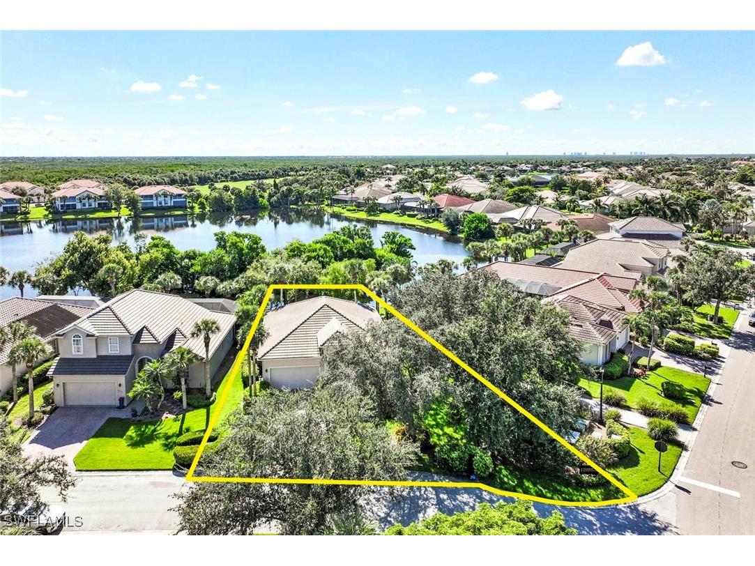 8923 Dartmoor Way Fort Myers FL 33908 224078032 image2