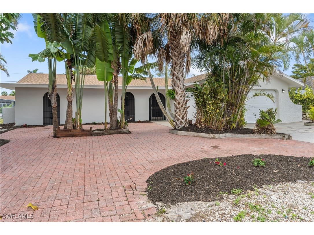 8925 Dorchester Street Fort Myers FL 33907 225024065 image2