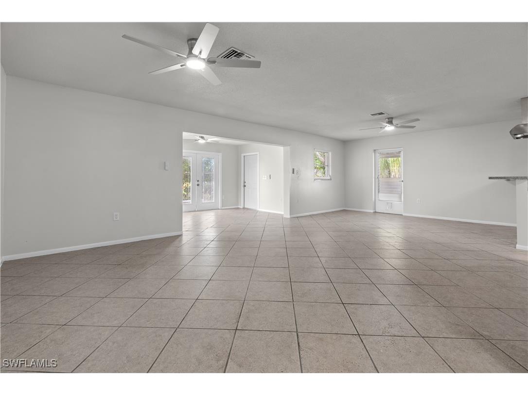 8925 Dorchester Street Fort Myers FL 33907 225024065 image5