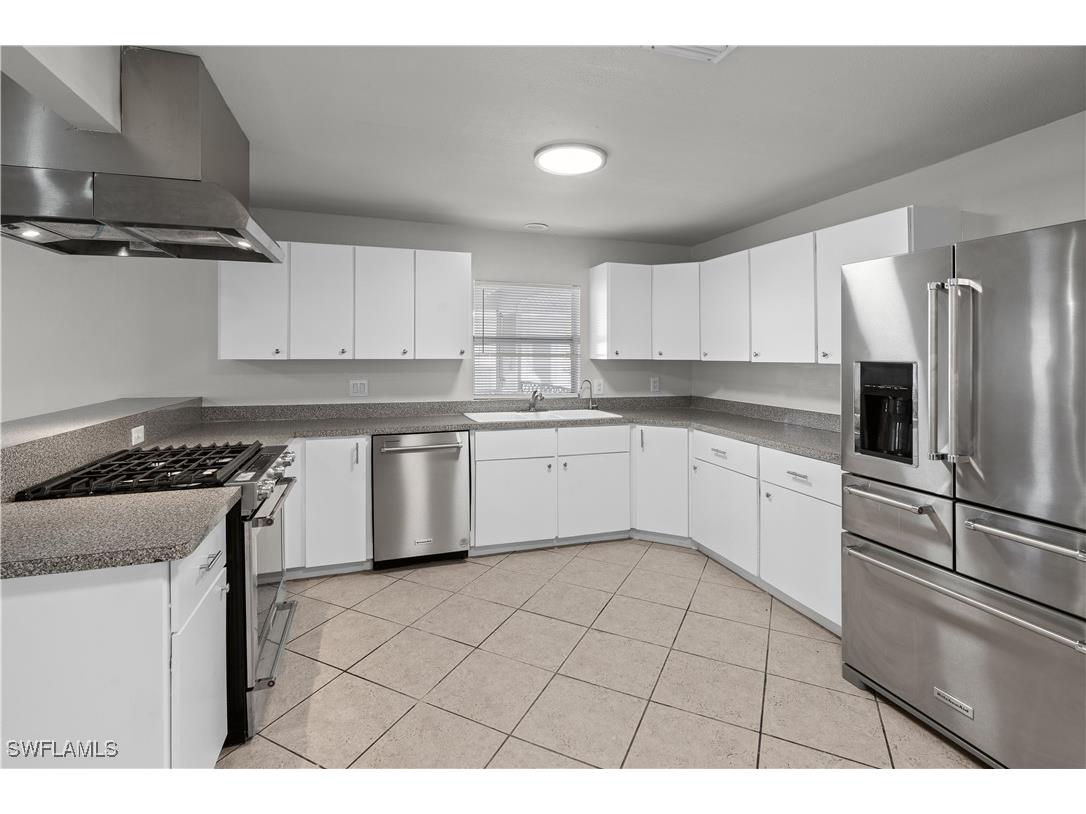 8925 Dorchester Street Fort Myers FL 33907 225024065 image7