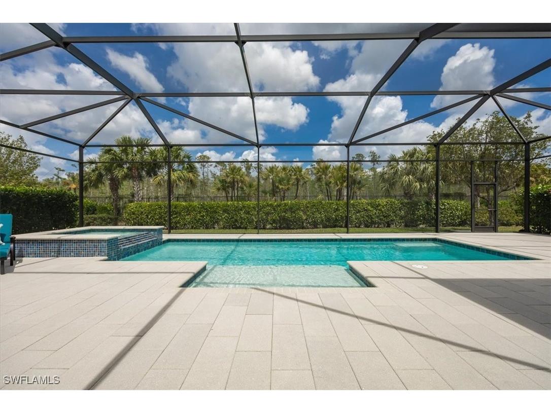 8939 Redonda Drive Naples FL 34114 225040679 image1