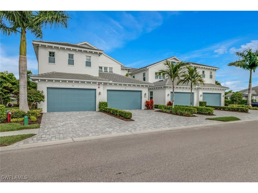 8944 Saint Lucia Drive #101 Naples FL 34114 224102252 image1