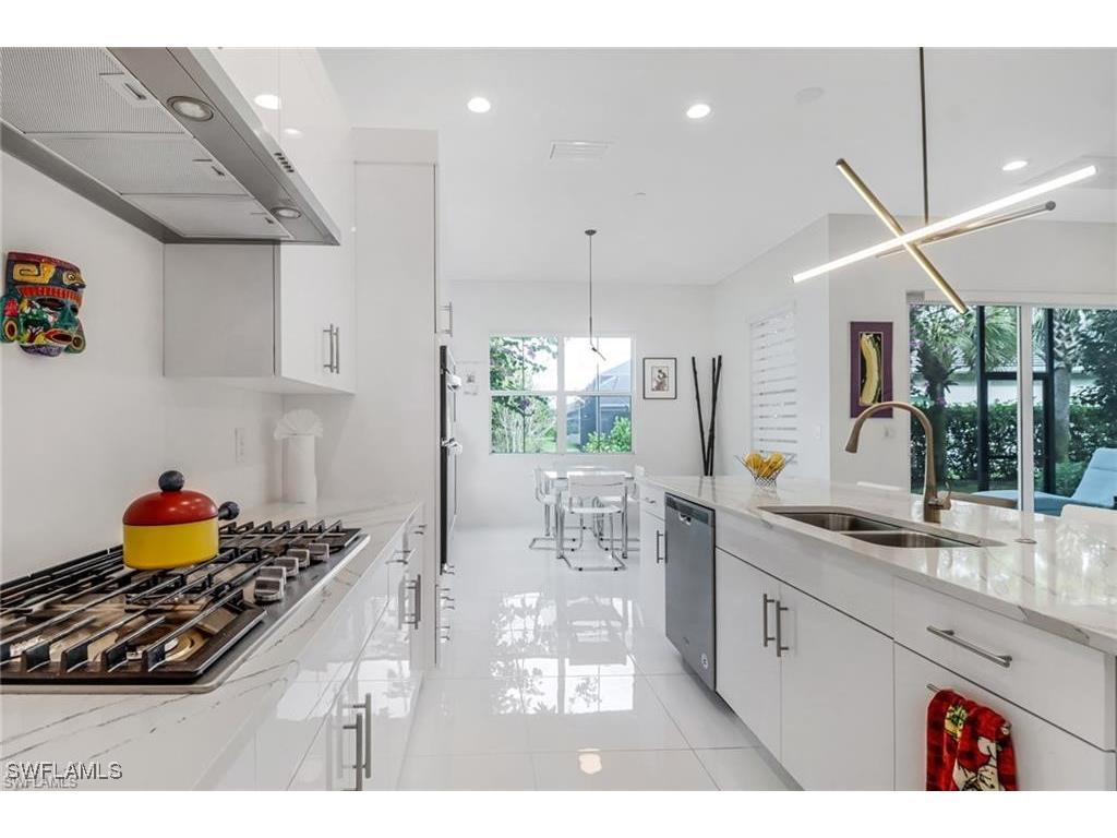8944 Saint Lucia Drive #101 Naples FL 34114 224102252 image5
