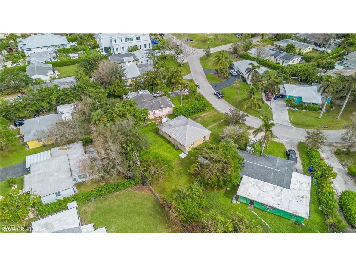 895 11th Street N Naples FL 34102 225047080 image8