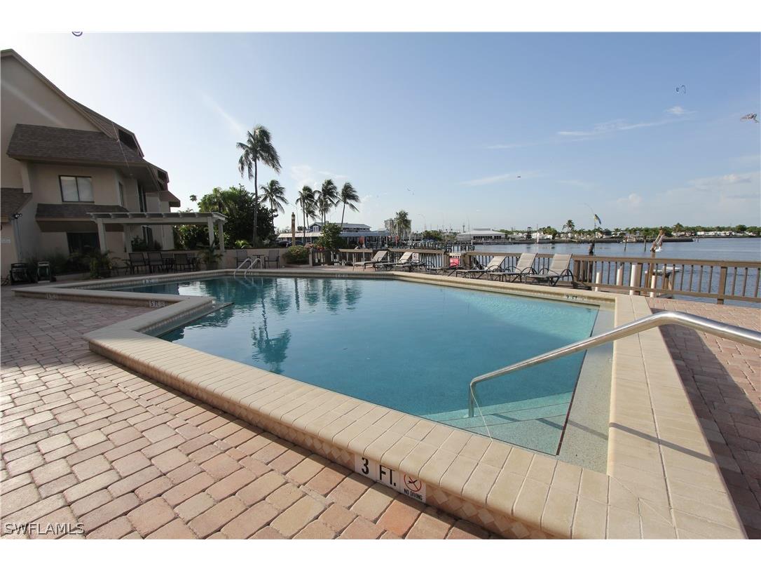 898 Buttonwood Drive #104 Fort Myers Beach FL 33931 224046504 image21