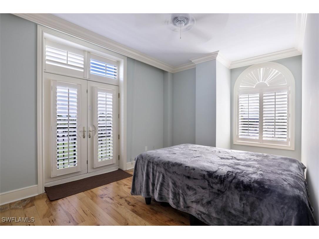 900 5th Avenue S #301 Naples FL 34102 225045338 image10