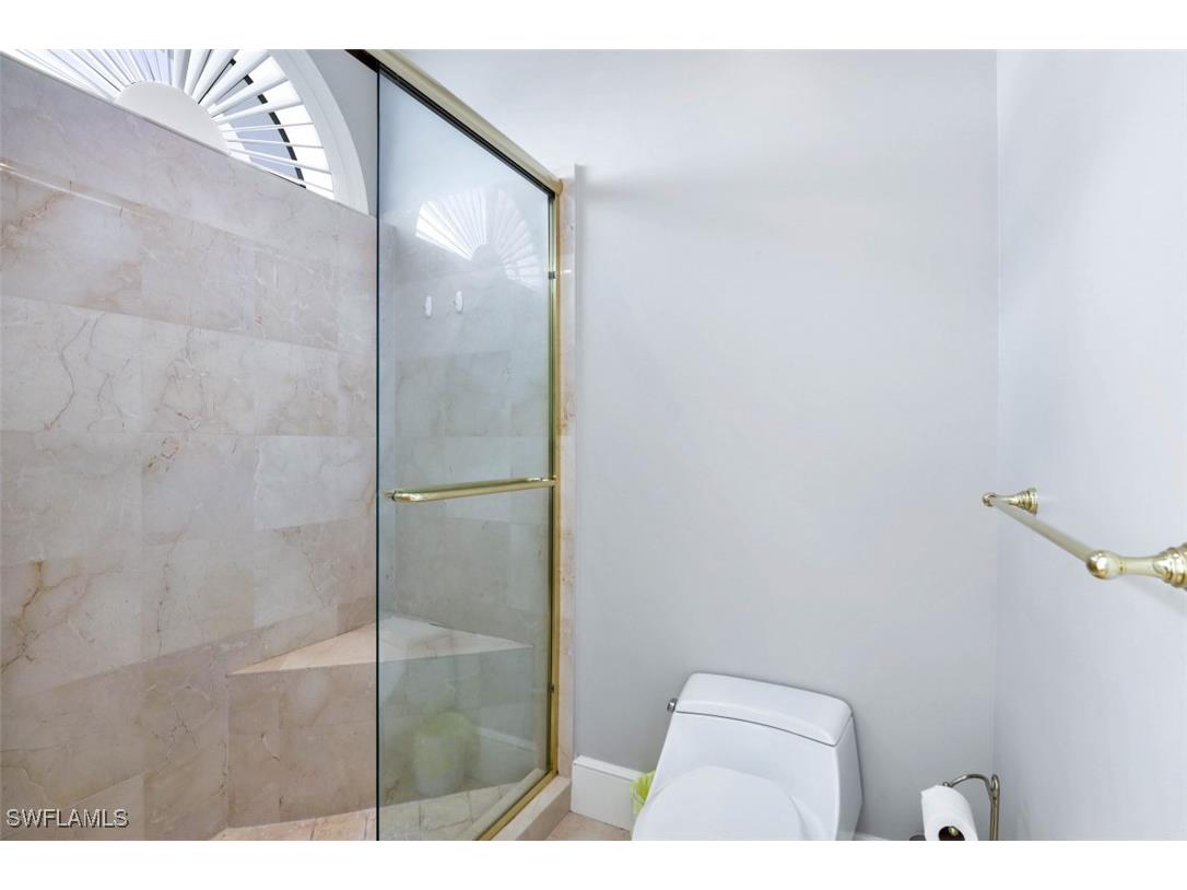 900 5th Avenue S #301 Naples FL 34102 225045338 image12