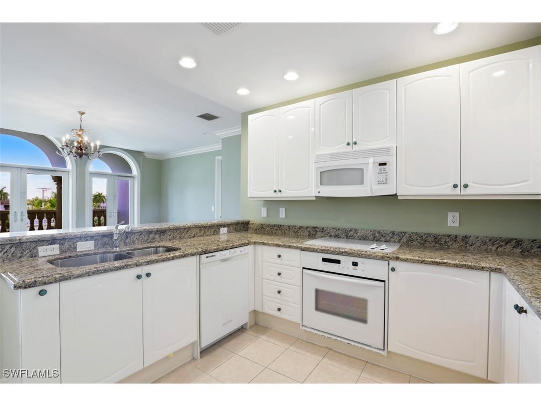 900 5th Avenue S #301 Naples FL 34102 225045338 image6
