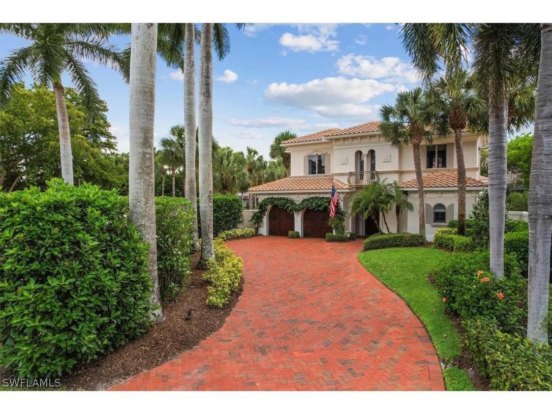 9001 Terranova Drive, Naples, FL, 34109 MLS 224038329 Edina Realty