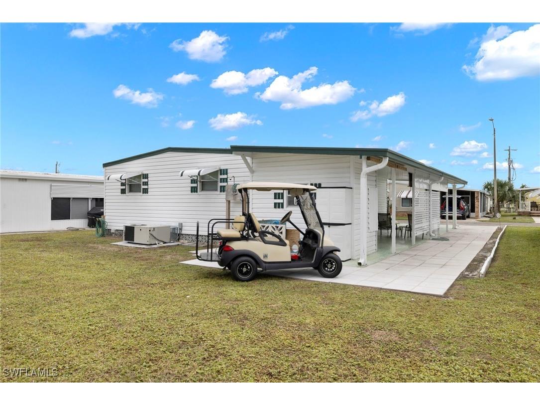 9004 Arbor Drive North Fort Myers FL 33903 225004998 image42