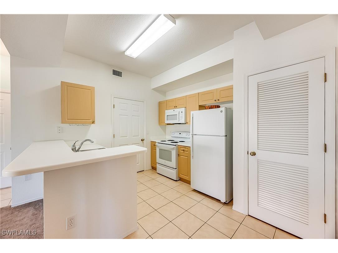 9025 Colby Drive #2110 Fort Myers FL 33919 225018477 image13