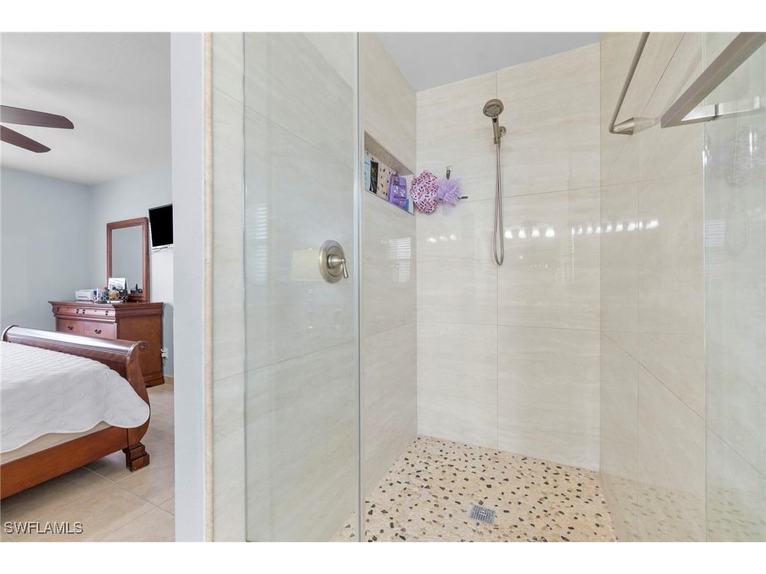 904 SE 13th Street #201 Cape Coral FL 33990 225039147 image29