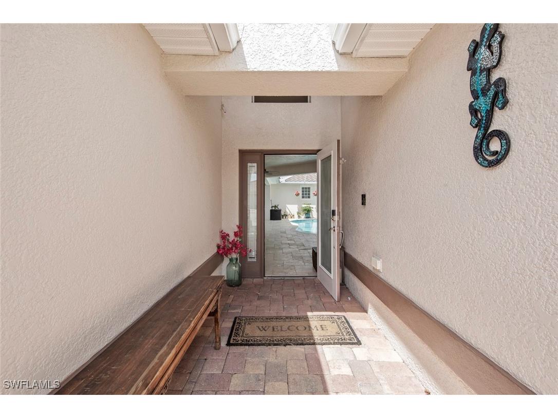 9046 Astonia Way Estero FL 33967 225040260 image4