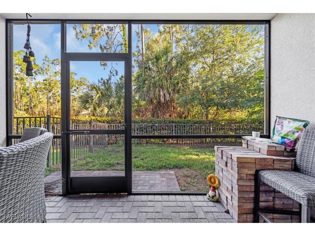 9052 Glenforest Drive Naples FL 34120 225050832 image20