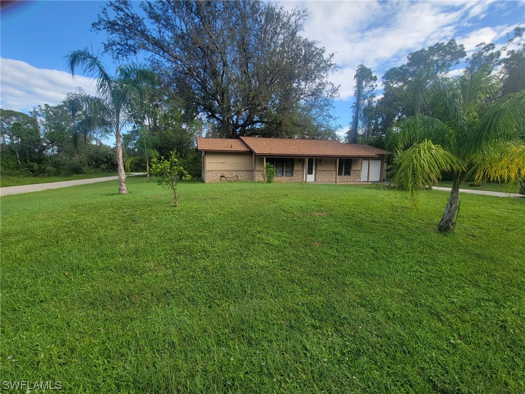 907 Avery Street Lehigh Acres FL 33974 223078333 image1