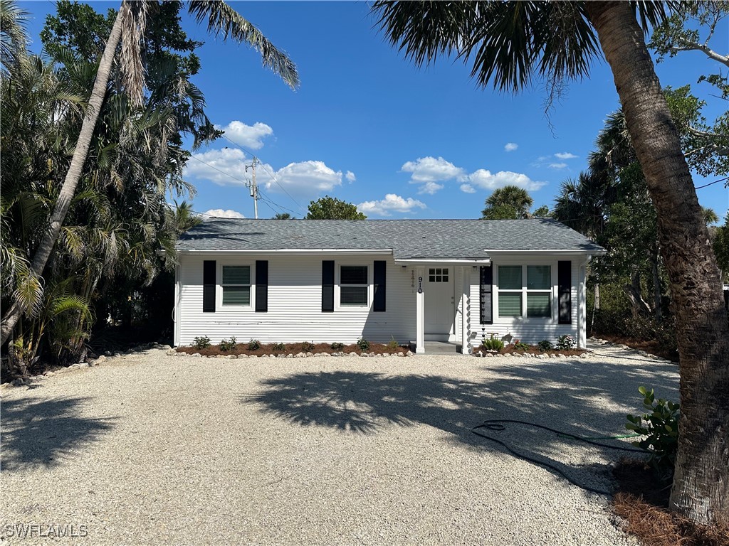910 Fitzhugh Street Sanibel FL 33957 225031109 image2