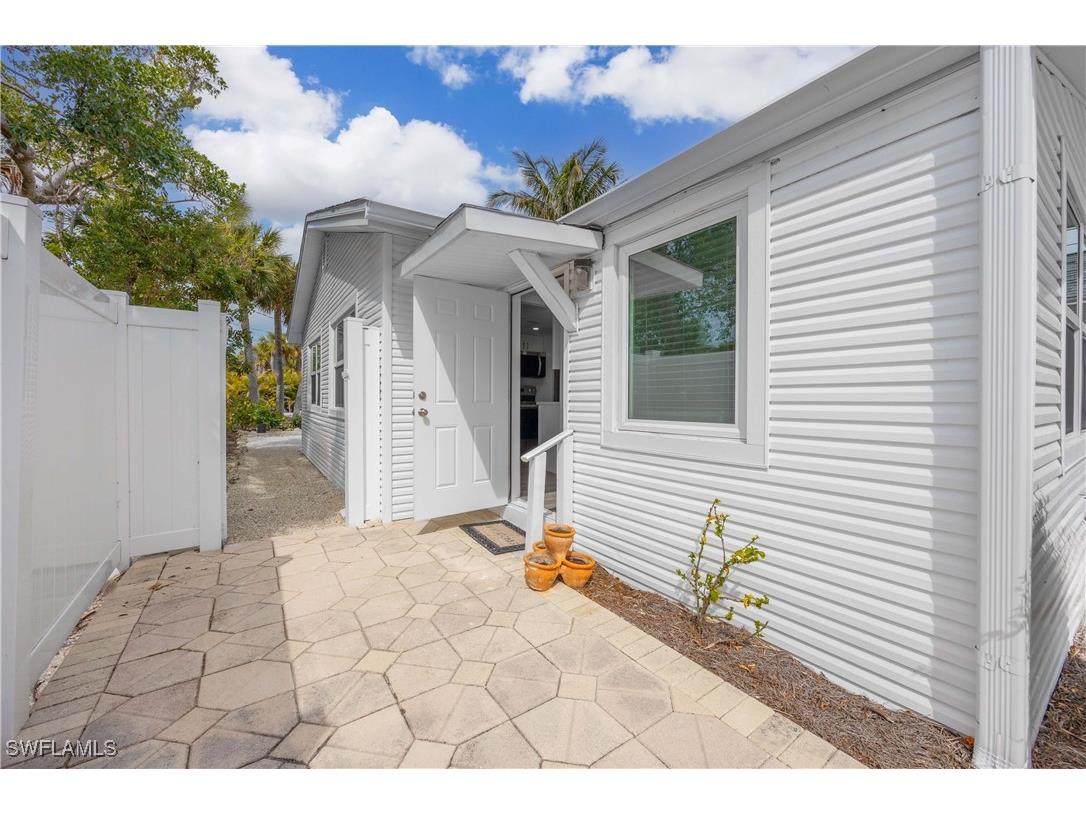 910 Fitzhugh Street Sanibel FL 33957 225031109 image20