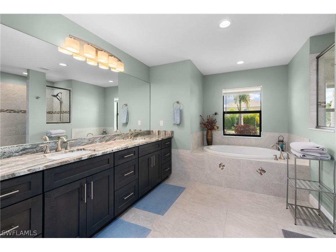 910 SW 12th Terrace Cape Coral FL 33991 224054158 image16