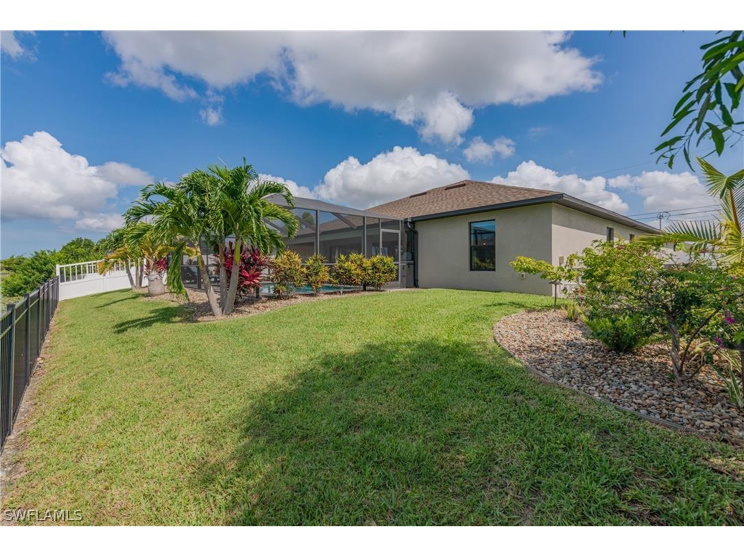 910 SW 12th Terrace Cape Coral FL 33991 224054158 image29