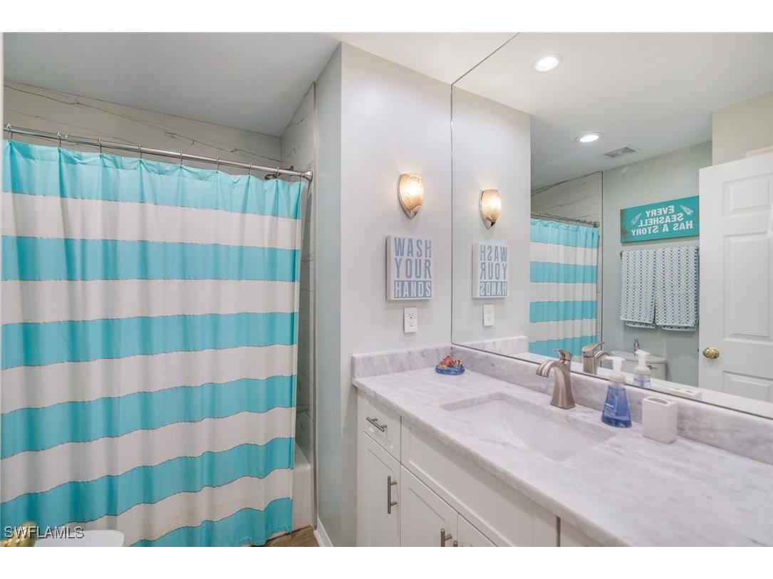 9101 Vanderbilt Drive #1-302 Naples FL 34108 225046945 image17