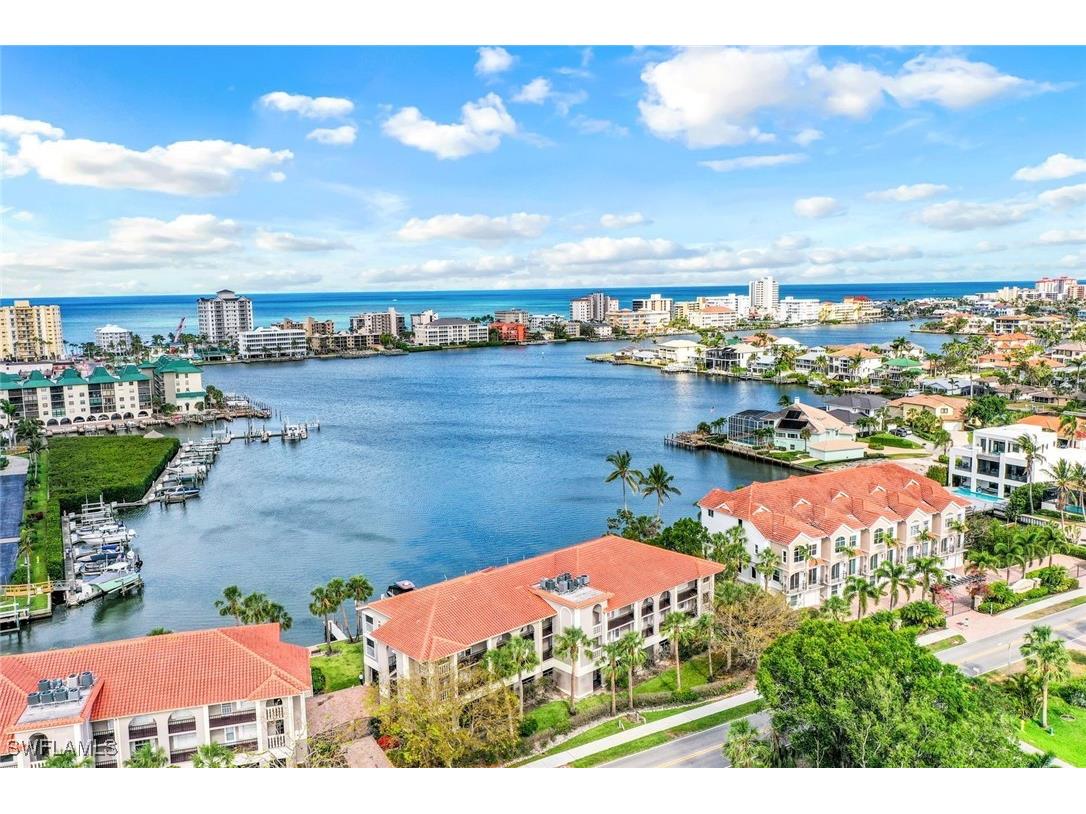 9101 Vanderbilt Drive #1-302 Naples FL 34108 225046945 image22