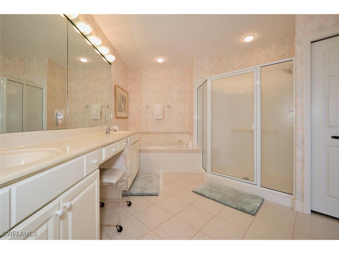 9111 Southmont Cove #401 Fort Myers FL 33908 224090770 image34