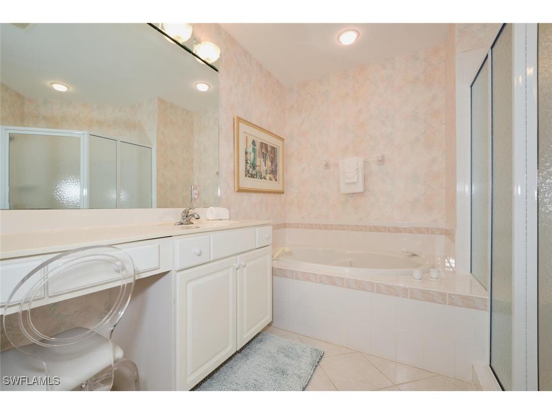 9111 Southmont Cove #401 Fort Myers FL 33908 224090770 image35