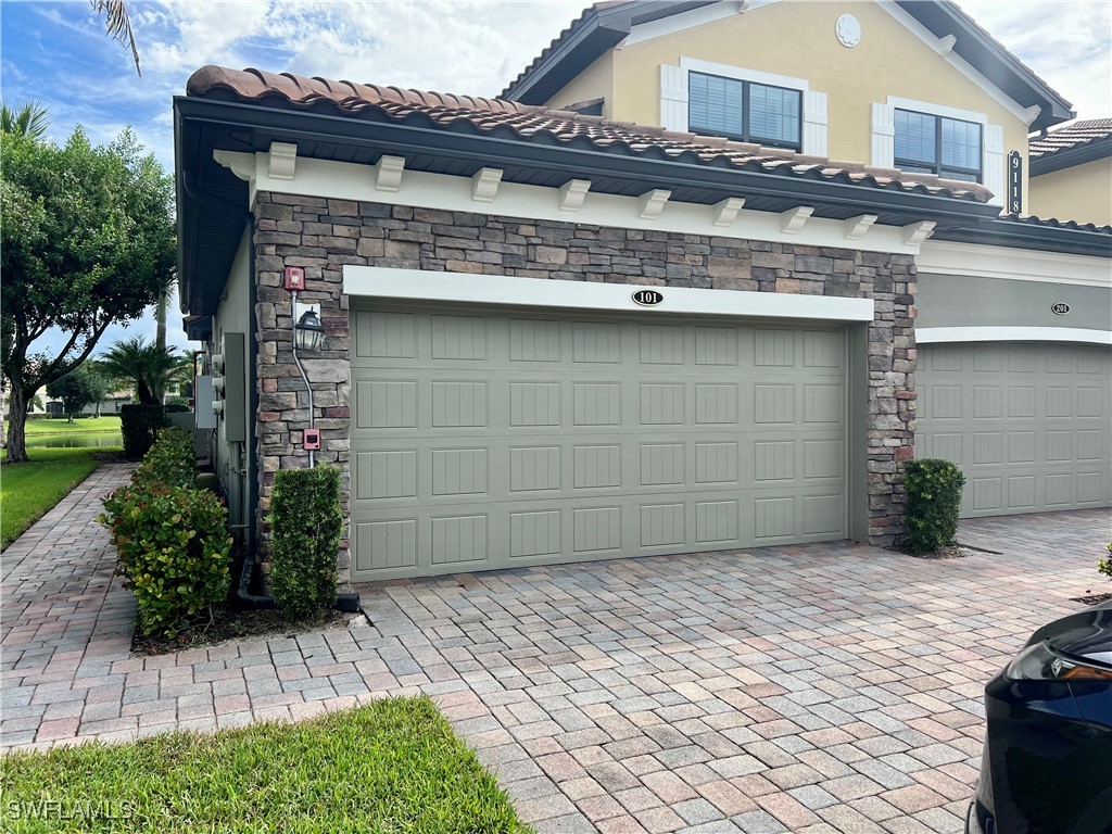 9118 Prima Way #101 Naples FL 34113 225033885 image2