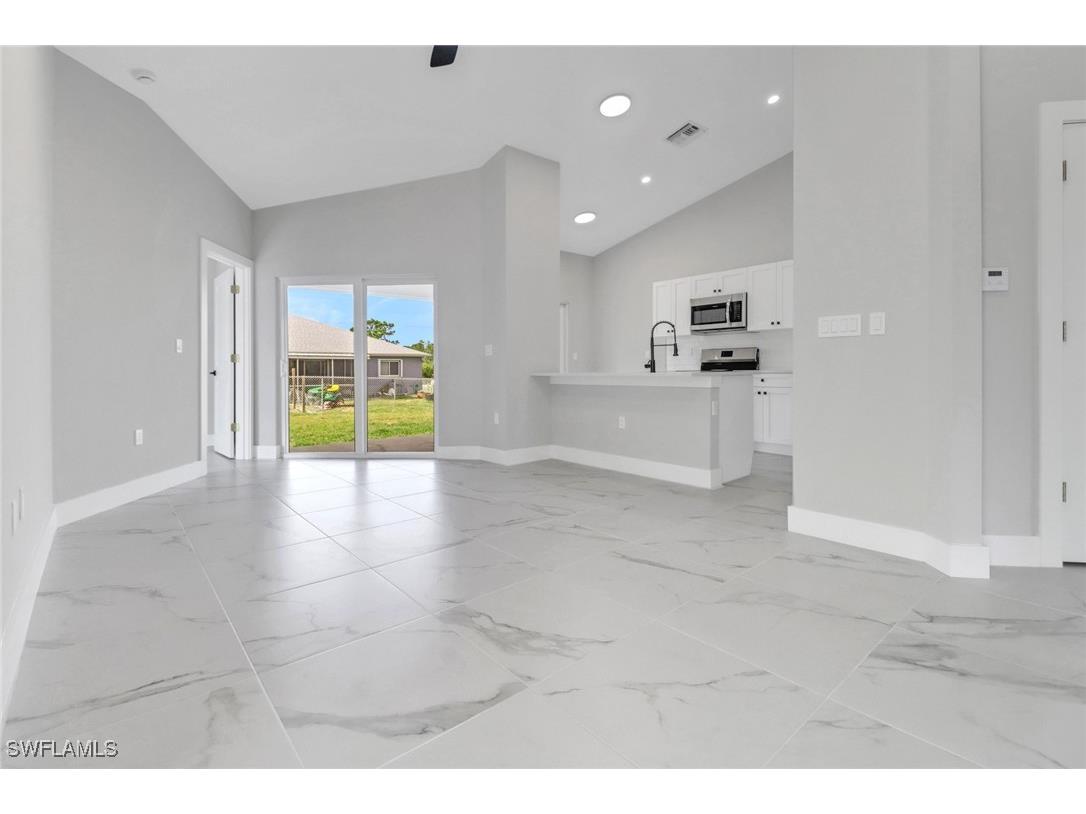 912-914 Ainsworth Street W Lehigh Acres FL 33974 225040210 image3